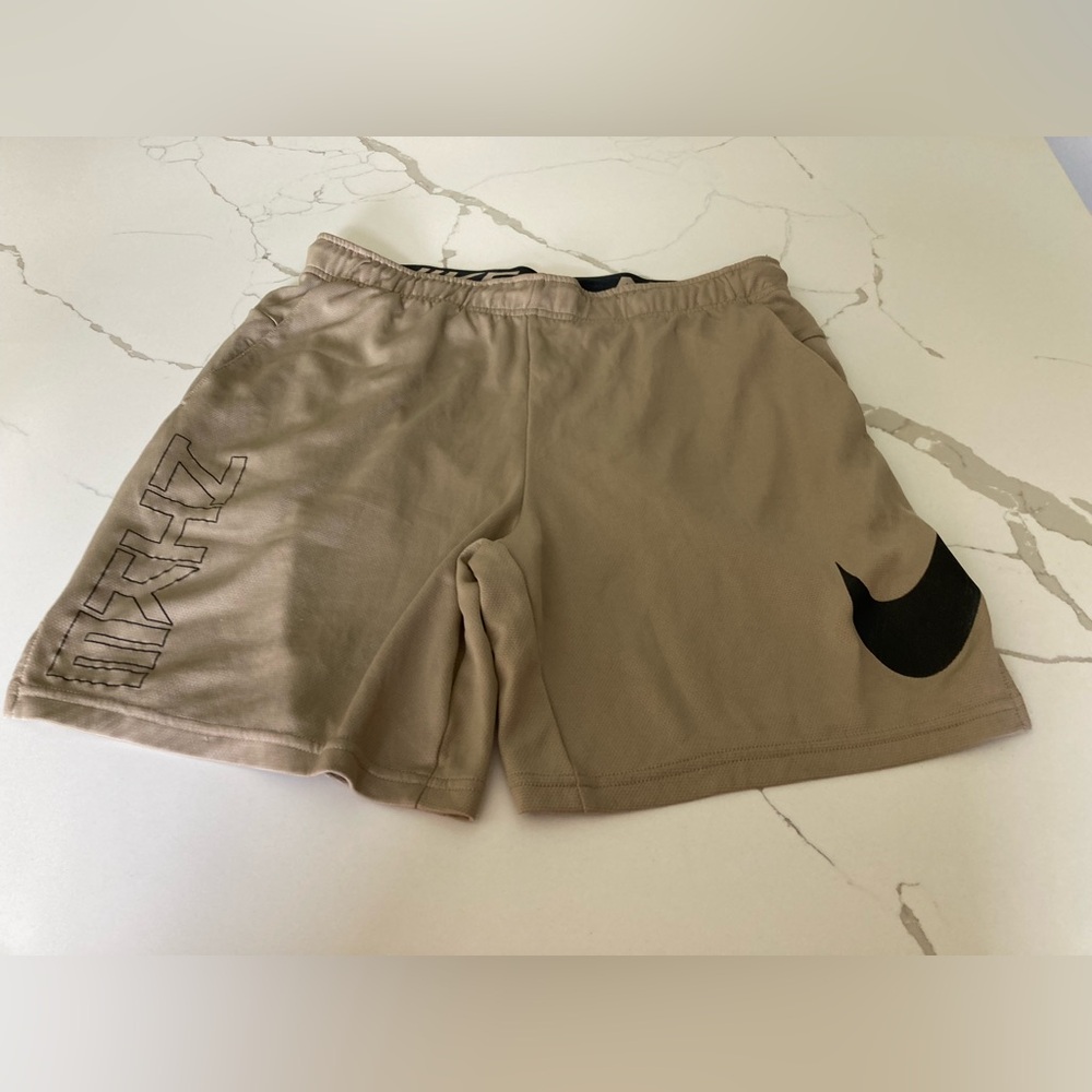 Men nike tan black logo graphic volley short shorts athletic ware pockets tie l